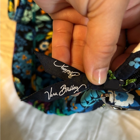 Vera Bradley grand traveler weekender bag - Picture 3 of 13